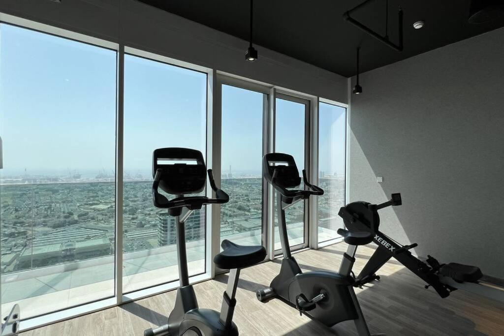 Apartamento Chic 2 Bed Near Trade Centre With 5 Star Amenities Dubái Exterior foto