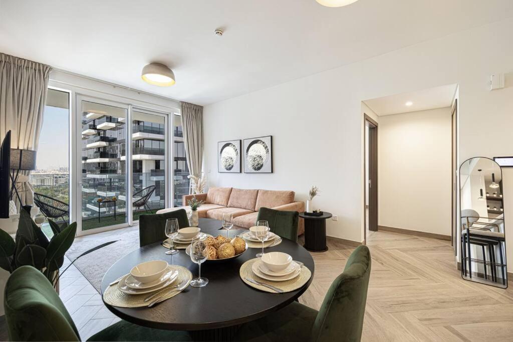 Apartamento Chic 2 Bed Near Trade Centre With 5 Star Amenities Dubái Exterior foto